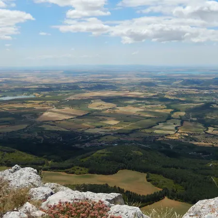 Casa Lugare 아예브